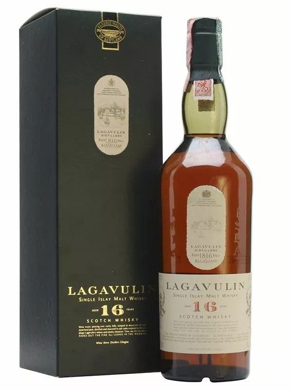 Віскі Lagavulin 16 y.o. 43% 0.7 л gift box